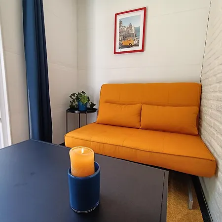 Cozy - Industrial Design - Indoor & Outdoor Lounge شقة هيلين